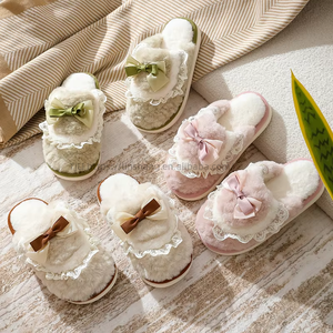 Nouvelles pantoufles d'hiver en coton avec nœud en dentelle, légères, douces, pour la maison, logo brodé, antidérapantes, de qualité supérieure - Product Image 4