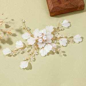 Accessoires <span class=keywords><strong>pour</strong></span> cheveux BELLEWORLD Fleur Cristal Perle Coiffe de mariée Femmes <span class=keywords><strong>Coiffure</strong></span> bon marché <span class=keywords><strong>pour</strong></span> idées de <span class=keywords><strong>coiffure</strong></span> de fête de mariage - Product Image 5