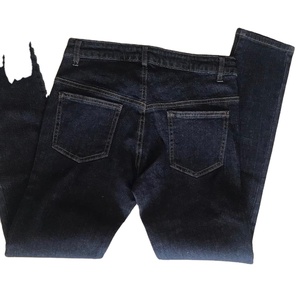 กางเกงยีนส์ขาดผ้าฝ้ายสำหรับผู้ชายอินเทรนด์ใหม่พิเศษและมีสไตล์จากบังคลาเทศ - Product Image 1