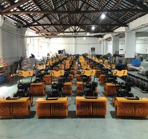 Moteur Loncin multifonctionnel 1300mm 13HP 6.5L souffleuse à neige haute efficacité puissant déneigement de rue utilisation mondiale - Product Image 4