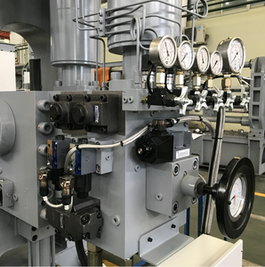Máquina de Fundición a Presión en Cámara Fría de <span class=keywords><strong>500</strong></span> Toneladas para Farolas - Product Image 2