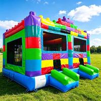 Château gonflable commercial de style bloc avec deux entrées pour événements et fêtes en plein air