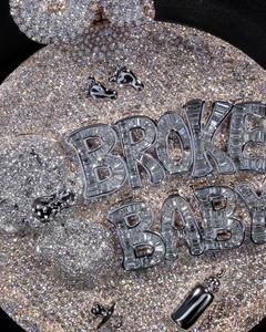 Collar con colgante de diamante moissanite de diseño clásico con cadena de oro blanco para la colección de damas con estilo - Product Image 2