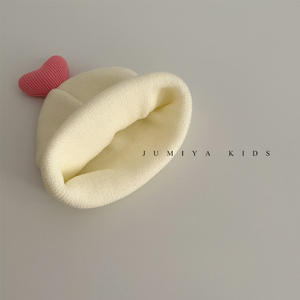 Bébé chapeaux chauds avec coeur coréen bébé laine chapeau automne hiver bébé <span class=keywords><strong>tricot</strong></span>é chapeau pour 6-15 <span class=keywords><strong>mois</strong></span> - Product Image 3