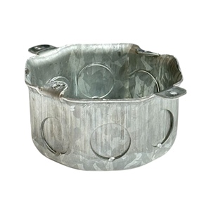 Boîte de jonction en acier galvanisé octogonale de 2 pouces de profondeur, 1,6 mm d'épaisseur, avec découpes de 1/2 pouce - Product Image 1
