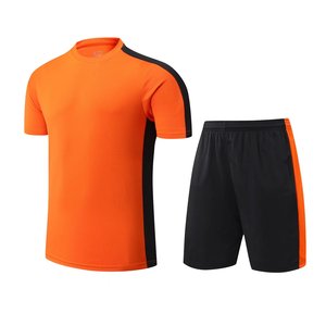 2026 Bestverkochte voetbaltrainingspakken zomer sportkleding voetbalteam uniform sneldrogend ademend 100% polyester - Product Image 5