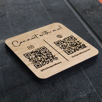 Haute qualité personnalisé bois chêne découpé au laser gravure QR Code Menu magasin informations Code de paiement support acrylique QR Code