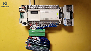 Module de contrôle industriel PLC FX2N-48MR-001, contrôleur logique programmable, composant d'automatisation démonté, unité de contrôle. - Product Image 1