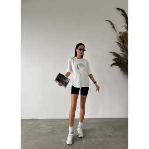 T-shirt pour femme avec détail floral en pierre, 100% coton jersey respirant, manches régulières - Product Image 4