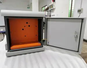 Quadro di controllo dell'attrezzatura elettrica dell'acciaio inossidabile del quadro di bassa tensione su ordinazione con lo scaricatore