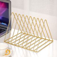 Porte-documents triangulaires en métal et porte-revues pour le bureau ou la maison
