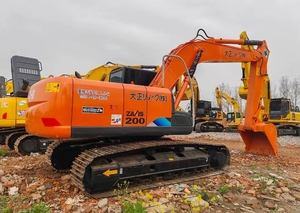 Excavatrice sur chenilles Hitachi ZX200 d'occasion, moteur d'origine, puissante, pour travaux de carrière et de terrassement, bon état, prête à l'exportation - Product Image 2