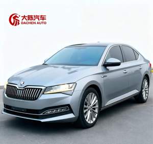 Auto Usata 2019 <span class=keywords><strong>Skoda</strong></span> Superb 380 Edizione Flagship con Configurazione Completa Esterno Argento e Interno Nero Sportivo - Product Image 3