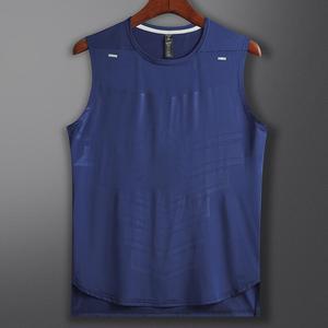 เสื้อกล้ามออกกำลังกายผู้ชายแบบกำหนดเองพร้อมโลโก้ OEM เสื้อกล้ามโยคะผู้ชาย เสื้อผ้าฟิตเนส เสื้อแขนกุด - Product Image 4