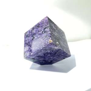Cubo de Charoite pulido, cubos de cristal para decoración Fengshui, color morado - Product Image 2