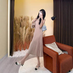 Manteau zippé vintage en molleton texturé Miyake Plissé, mode automne-hiver, amincissant, pour le bureau et les trajets quotidiens, ensemble jupe et haut - Product Image 3