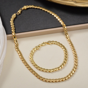 Factory Wholesale Custom 18K Gold Classic Chain Unisex Flat Carved Curb Sleek Uniform Fine <b>Matching</b> Necklace Set <b>Bracelets</b> - Product Image 5