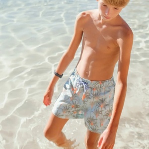 Nouveau design 2025 de shorts de bain pour tout-petits, motif imprimé personnalisé, en tissu tissé, séchage rapide - Product Image 2