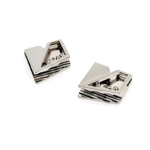 คลิปหนีบผ้าโลหะอเนกประสงค์แบบขายส่ง สำหรับเสื้อฮู้ดดี้ ชุดกีฬา และงานตัดเย็บ DIY - Product Image 4