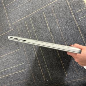 Buena calidad para MacBook Pro 2015 A1398 i7 16G 256G 13.3 pulgadas, portátil empresarial usado desbloqueado, computadora delgada asequible a bajo precio. - Product Image 4