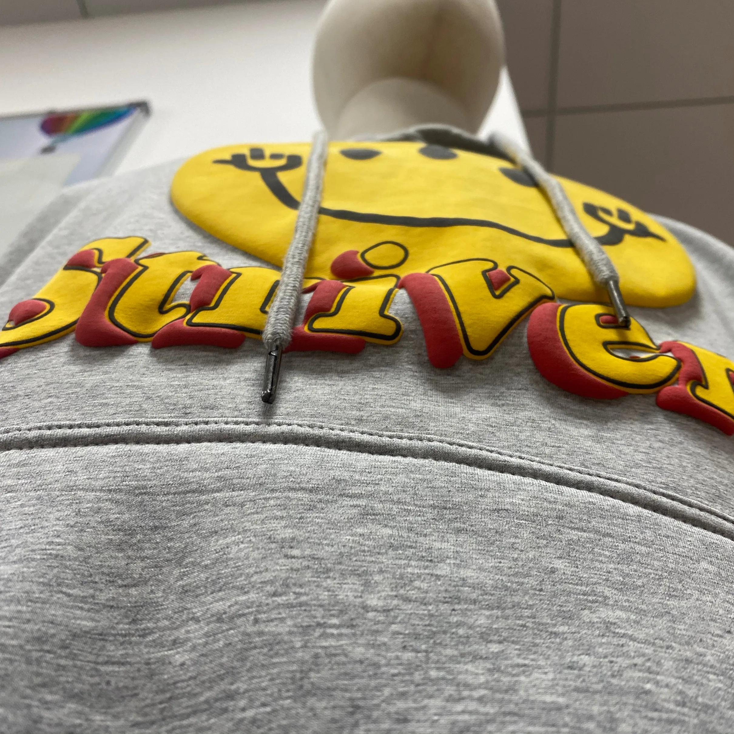 Kaus Oblong Leher Crew Pria Kaus Oblong Pakaian Kaus Oblong Pria Gambar Cetak Puff Busa 3D dengan Logo Kaos Polos Leher-o Kaus Polos