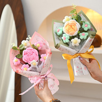 Bouquet de roses en fil tricoté fait main, fleurs séchées, fleurs artificielles réalistes en gel doux pour Pâques, Noël, Nouvel An