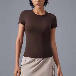 Camiseta Deportiva de Yoga para Mujer, Diseño de Cuello Redondo, Secado Rápido, Estilo Nuevo, Logotipo Personalizado del Fabricante, Alta Calidad - Product Image 5