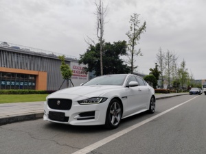 รถจักรยานยนต์ยนต์ Jaguar XE 2.0T Turbo Sports Sedan ปี <span class=keywords><strong>2015</strong></span> มือสองสุดหรู ประสิทธิภาพสูง รถอังกฤษ สภาพดี พร้อมส่ง - Product Image 2