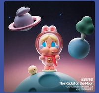 Vente flash 100% POPMART Original Crybaby Crying to the Moon Series Décoration d'intérieur Figurine en vinyle Figurine d'action Anime Figurine Boîte aveugle