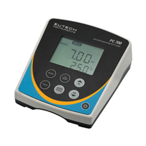 อิเล็กโทรดวัดค่า pH แบบ PC 700 เมตร พร้อมหัววัดค่าการนำไฟฟ้า/ATC  อะแดปเตอร์ 100/240 VAC ในตัว สำหรับเครื่องมือวิเคราะห์ - Product Image 1