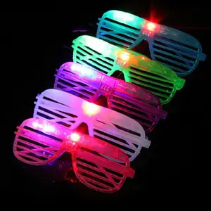 Oplichten Plastic Sluitergordijnen Led Bril Glow In Dark Party Supplies Led Zonnebril Voor Volwassenen En Kinderen