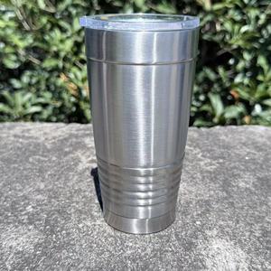 Gobelet de voyage isotherme <span class=keywords><strong>en</strong></span> acier inoxydable de 20 oz, <span class=keywords><strong>en</strong></span> similicuir, gravable au laser, personnalisé avec logo sur le couvercle - Product Image 4