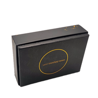 Caja Ecológica Reciclable con Base y Tapa Cuadradas de Cartón, con Laminado Mate y Grabado en Relieve, para Empaque de Regalos en Supermercados