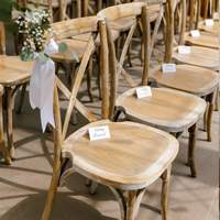 Chaise de jardin empilable en résine aspect bois, style vignoble, pour hôtels, mariages et événements extérieurs de luxe