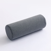 Oreiller de soutien du cou cylindrique en coton tricoté moderne Oreiller de sommeil en mousse à mémoire de forme unique avec noyau et forme