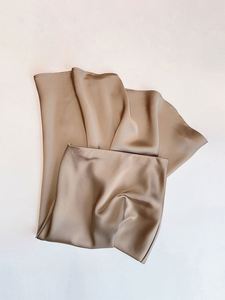 Light Luxury Satin Half <b>Skirt</b> for Women in Spring and Autumn, High Waisted and Hip Hugging <b>Skirt</b> - Product Image 4