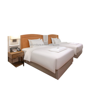 Fournisseur de meubles pour chambres d'hôtel 3 étoiles, sur mesure, lit plateforme en bois MDF simple ou double avec tête de lit et tables de chevet - Product Image 3