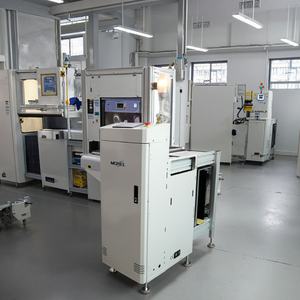 Système de déstockage automatique de magazines de circuits imprimés (PCB) à grande vitesse, OEM à faible coût, convoyeur intelligent, ligne de production SMT pour chargement et déchargement de cartes nues - Product Image 3