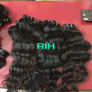 Venta al por mayor de pelo natural virgen indio Remy tejido cuerpo modelo cuerpo ondulado estilo varias longitudes de 20 a 30 pulgadas precio barato - Product Image 6