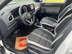 <span class=keywords><strong>T</strong></span> <span class=keywords><strong>ROC</strong></span> <span class=keywords><strong>2023</strong></span> 300TSI Asequible, Fabricado en China, SUV Nuevo y Usado, Motor Turbo de Alto Rendimiento, 5.66L/100km, Sistema de Infoentretenimiento de 9.2 Pulgadas - Product Image 4