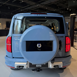 Auto Nuevo BYD DENZA B5 con Volante a la Derecha, Vehículo Eléctrico Híbrido Enchufable, SUV Todoterreno, Aceleración de 0 a 100 km/h en 4.8s - Product Image 3