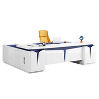 Bureau de direction moderne de luxe, table de PDG blanc brillant avec rangement, bureau de patron pour mobilier de bureau