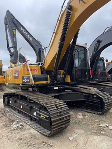 Vente Flash : Excavatrice sur Chenilles SANY SY215C d'Occasion en Excellent État, Sans Fuite d'Huile, Idéale pour les Travaux de Terrassement, de Construction et Projets Municipaux - Product Image 3