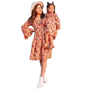Matching Dress Flower Design Mom and Daughter <strong>Outfit</strong> Wholesale Custom <strong>Mini</strong> <strong>Me</strong> Family Gift Box Private Label Girl Dress Printed - Product Image 1