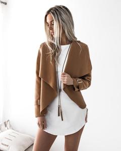Und Winter Neuer Revers-Kurzmantel Bluse für Damen - Product Image 1