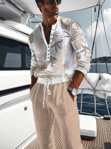 Conjunto de 2 Piezas para Hombre, Estampado de Hojas de Palma Tropical, <span class=keywords><strong>Camisa</strong></span> Henley de Manga Larga <span class=keywords><strong>y</strong></span> Pantalones <span class=keywords><strong>Beige</strong></span> con Cordón, Conjunto Casual para la Playa - Product Image 1