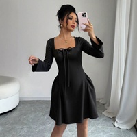 Nouvelle Robe Courte Femme Col Carré Ceinturée Manches Évasées Coupe Slim Ligne A Automne 2026