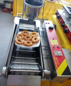 Tự động mini <span class=keywords><strong>Donut</strong></span> Maker Fryer Máy <span class=keywords><strong>Donut</strong></span> <span class=keywords><strong>Making</strong></span> <span class=keywords><strong>Machine</strong></span> cần bán - Product Image 4