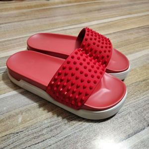 Wanghang WH002 2025 – Chaussures d'intérieur confortables et tendance à bout ouvert, motif géométrique, tige en plastique, pour tous – Vente directe usine - Product Image 2