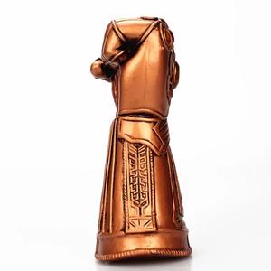 Abridor de botellas 3D de <span class=keywords><strong>Thanos</strong></span> de Los Vengadores, forma de <span class=keywords><strong>guante</strong></span> realista, abridor de botellas, abridor de cerveza - Product Image 4